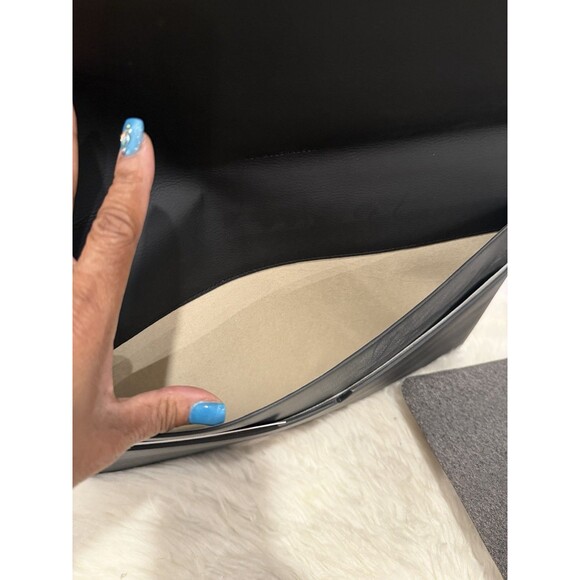 New Von Holzhausen MacBook Portfolio 16" vegan Leather Cover Black - Picture 11 of 13